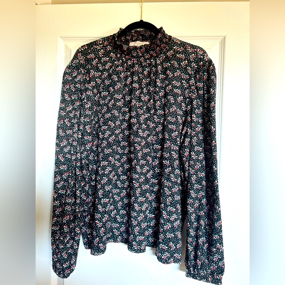 Loft XL Long sleeved top.